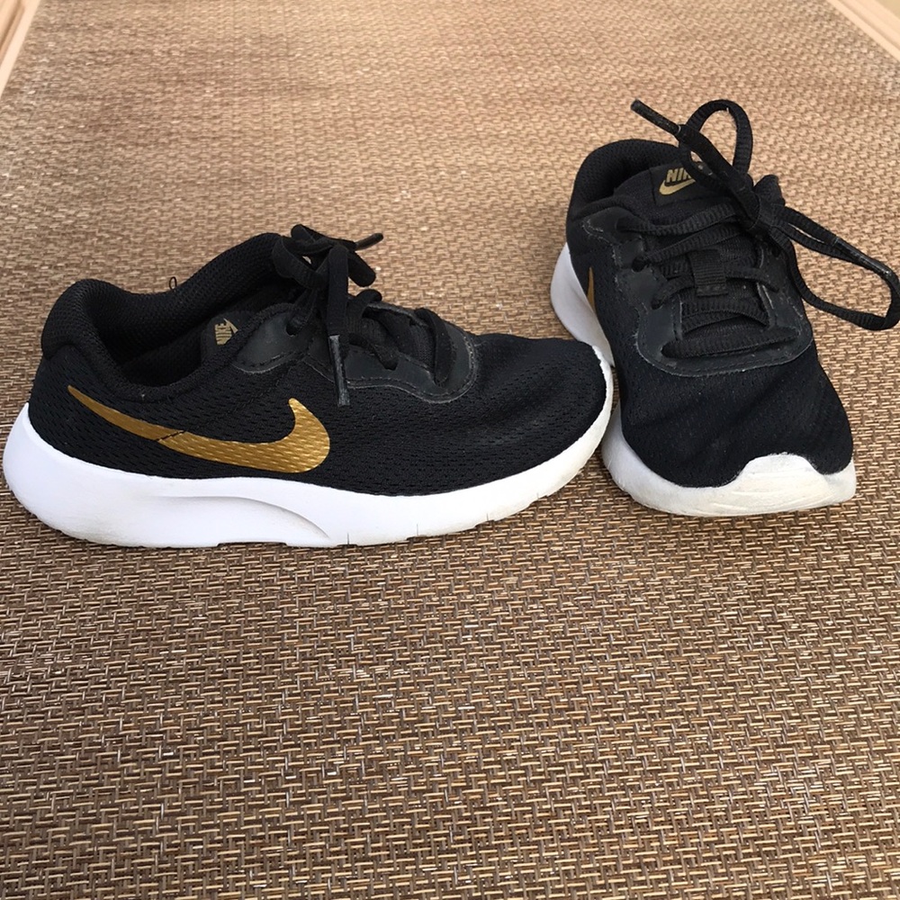 Nike boys shoes SIZE 11 Black with Gold swoosh